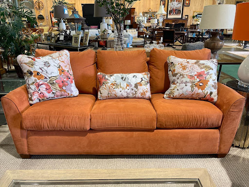 Consignment Shop «Middlebury Consignment», reviews and photos, 1365 Whittemore Rd, Middlebury, CT 06762, USA