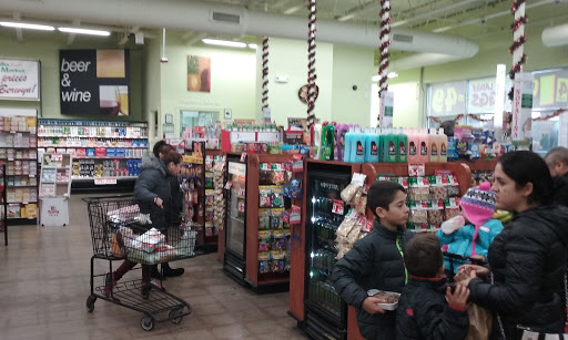 Supermarket «Familia Fresh Market Berwyn», reviews and photos, 3308 S Oak Park Ave, Berwyn, IL 60402, USA