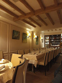 Atmosphère du Restaurant gastronomique Le Tournesol à Courbevoie - n°14