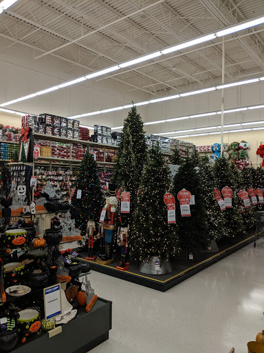 Craft Store «Hobby Lobby», reviews and photos, 52 E Ogden Ave, Westmont, IL 60559, USA