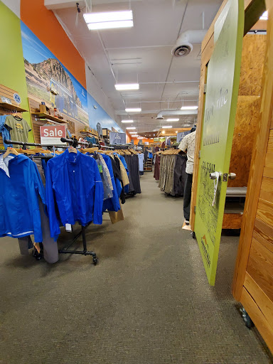Outdoor Sports Store «Summit Hut», reviews and photos, 7745 N Oracle Rd, Oro Valley, AZ 85704, USA