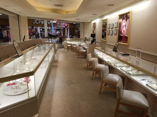 Shopping Mall «Apple Blossom Mall», reviews and photos, 1850 Apple Blossom Dr, Winchester, VA 22601, USA