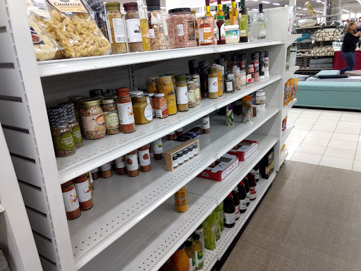 Clothing Store «Burlington Coat Factory», reviews and photos, 5737 NW 7th St, Miami, FL 33126, USA