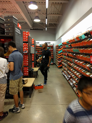 Sporting Goods Store «Nike Factory Store», reviews and photos, 537 Monmouth Rd #340, Jackson, NJ 08527, USA