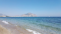 Photo de Spiaggia di Romagnolo avec rivage droit, long
