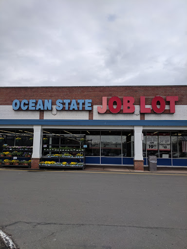 Shopping Mall «Windsor Shopping Center», reviews and photos, 530 Windsor Ave, Windsor, CT 06095, USA