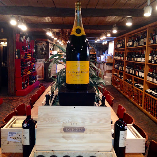 General Store «Symons General Store & Wine Cellar», reviews and photos, 401 E Lake St, Petoskey, MI 49770, USA