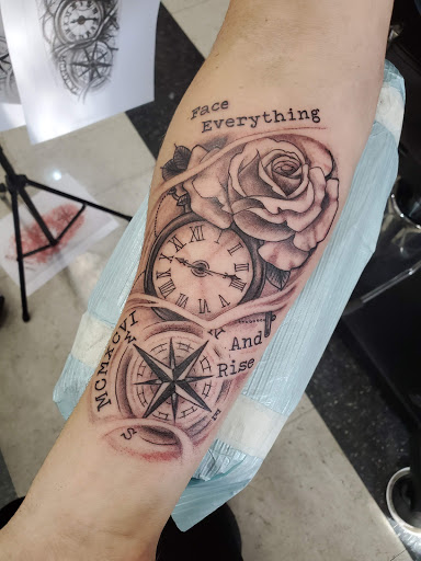 Tattoo Shop «Rabbits Den Tattoo Parlor», reviews and photos, 120 N Main St, Milltown, NJ 08850, USA