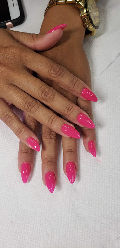 Beauty Salon «Cabellos Salon», reviews and photos, 125 SE 1st Ave, Miami, FL 33131, USA