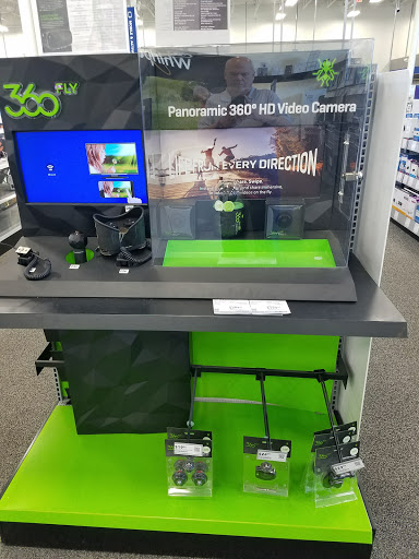 Shopping Mall «River Valley Mall», reviews and photos, 1635 River Valley Cir S, Lancaster, OH 43130, USA