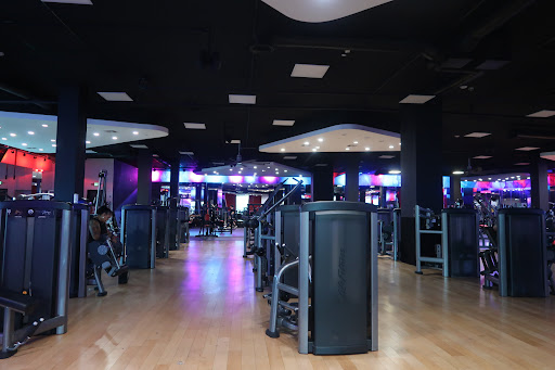 Health Club «USA FITNESS SUPER CENTER», reviews and photos, 13640 Foothill Blvd, Sylmar, CA 91342, USA