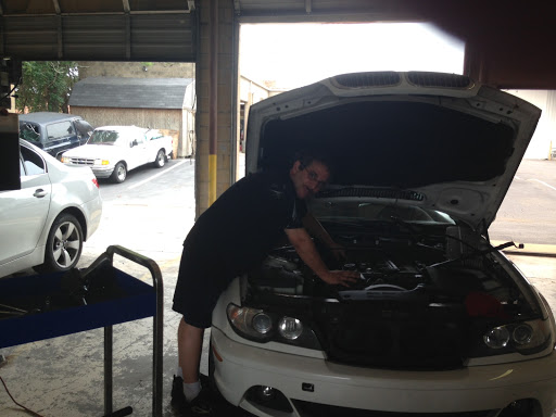 Auto Repair Shop «Frankfurt Foreign Automotive», reviews and photos, 9817 Main St, Woodstock, GA 30188, USA