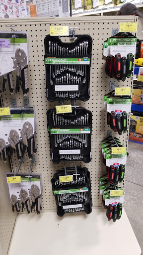 Hardware Store «Harbor Freight Tools», reviews and photos, 3428 E Silver Springs Blvd, Ocala, FL 34470, USA
