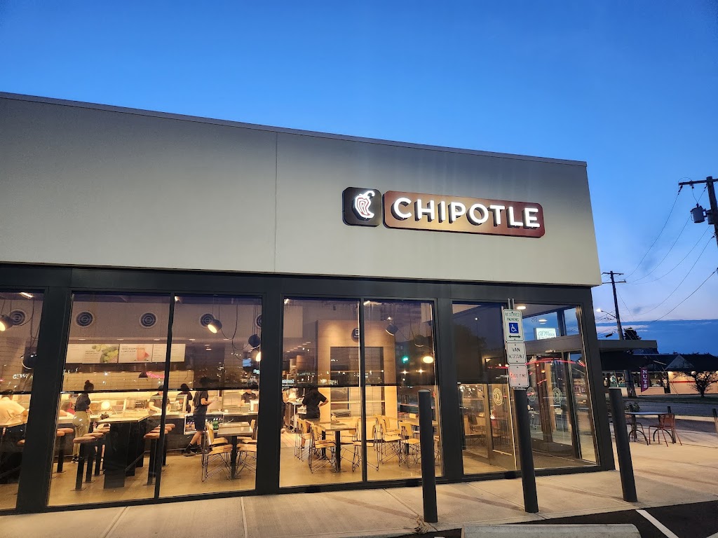 Chipotle Mexican Grill 02721