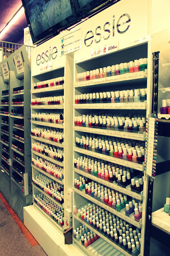 Beauty Supply Store «Skyline Beauty Supply Corporation.», reviews and photos, 1717 N Main St, Los Angeles, CA 90012, USA