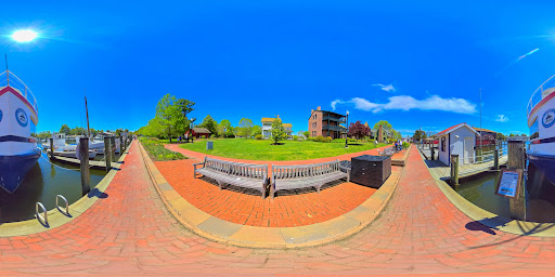 Boat Tour Agency «Patriot Cruises», reviews and photos, 213 N Talbot St, St Michaels, MD 21663, USA