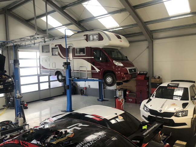 Opinii despre Cseh Vilmos în Darnózseli - Autószerelő