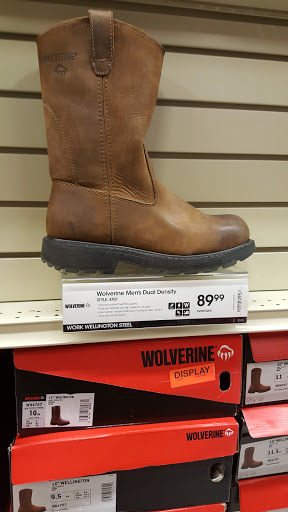 Sporting Goods Store «Academy Sports + Outdoors», reviews and photos, 2010 24th Ave NW, Norman, OK 73069, USA