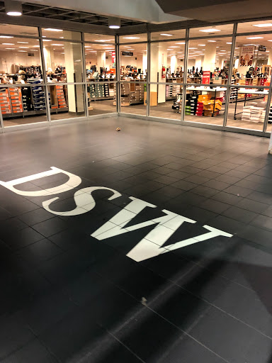 Shoe Store «DSW Designer Shoe Warehouse», reviews and photos, 8801 Queens Blvd, Elmhurst, NY 11373, USA