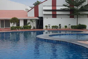 DFRONT Golden Palace Swimming Pool image