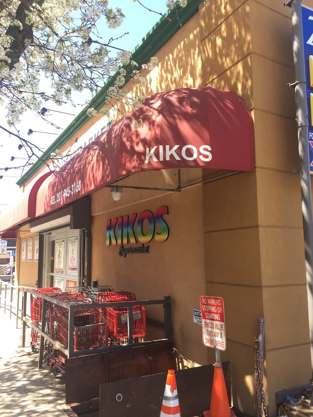 Kikos Supermarket