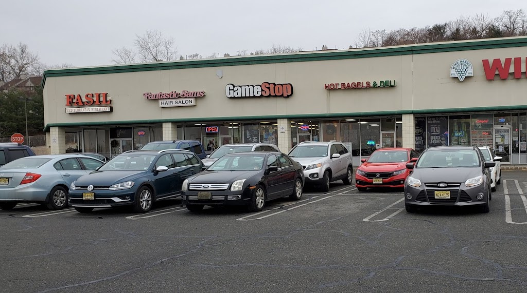 Fantastic Sams Cut & Color 07005