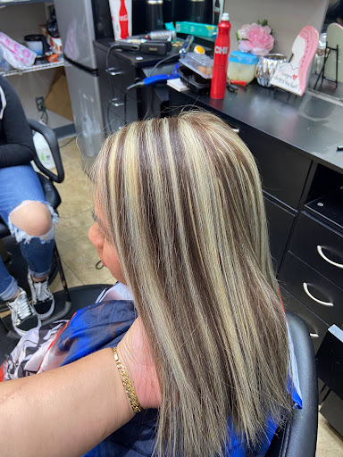Hair Salon «Stephany`s hair salon», reviews and photos, 8122 Forest Ln, Dallas, TX 75243, USA