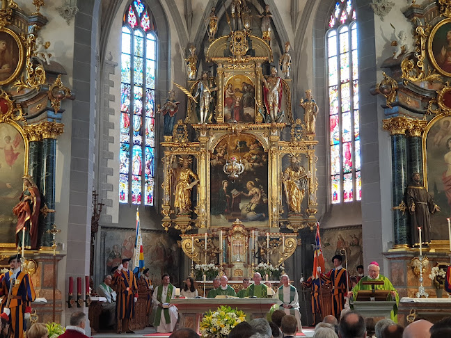 Kommentare und Rezensionen über Katholische Pfarrkirche St. Mauritius, Appenzell