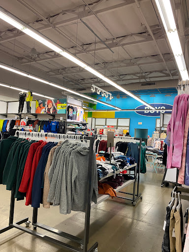 Clothing Store «Old Navy», reviews and photos, 3581 N Freeway Blvd, Sacramento, CA 95834, USA