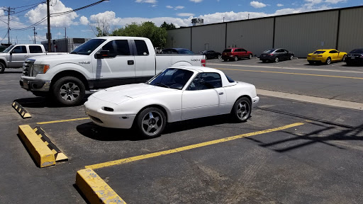 Auto Body Shop «Maaco Collision Repair & Auto Painting», reviews and photos, 4910 Oneida St, Commerce City, CO 80022, USA