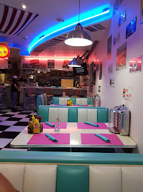 Atmosphère du Restaurant américain My Ami - Fifties American Diner à Thonon-les-Bains - n°20