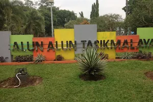 Alun-Alun Kota Tasikmalaya image