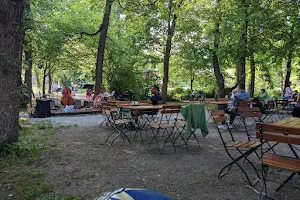 Biergarten im Jordanpark image