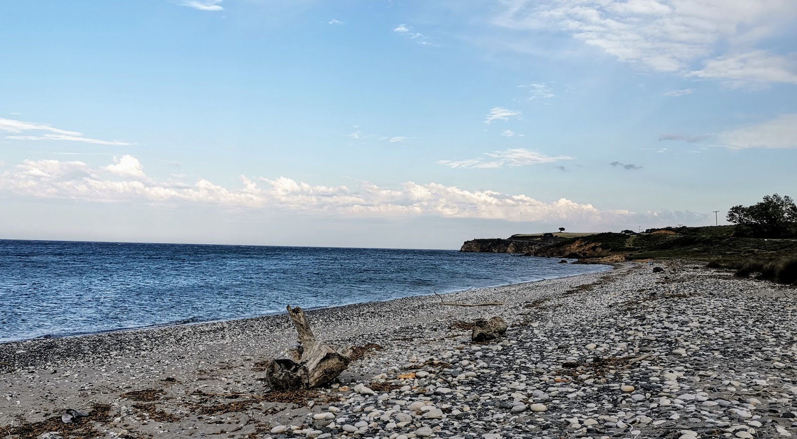 Fotografie cu Fonia beach zonă sălbatică