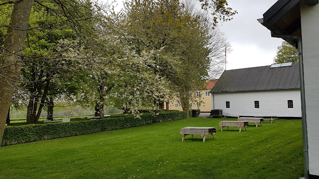 Kommentarer og anmeldelser af Aakjærselskabet