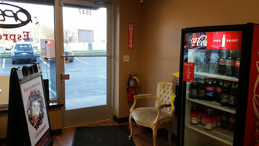 Wedding Bakery «Spinolas Bake Shop», reviews and photos, 3845 Old William Penn Hwy, Murrysville, PA 15668, USA