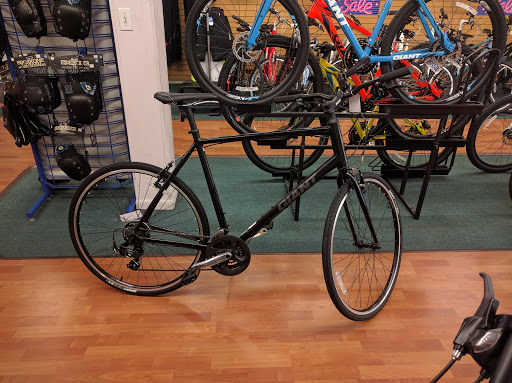 Bicycle Store «Pelham Bicycle Center», reviews and photos, 109 Wolfs Ln, Pelham, NY 10803, USA