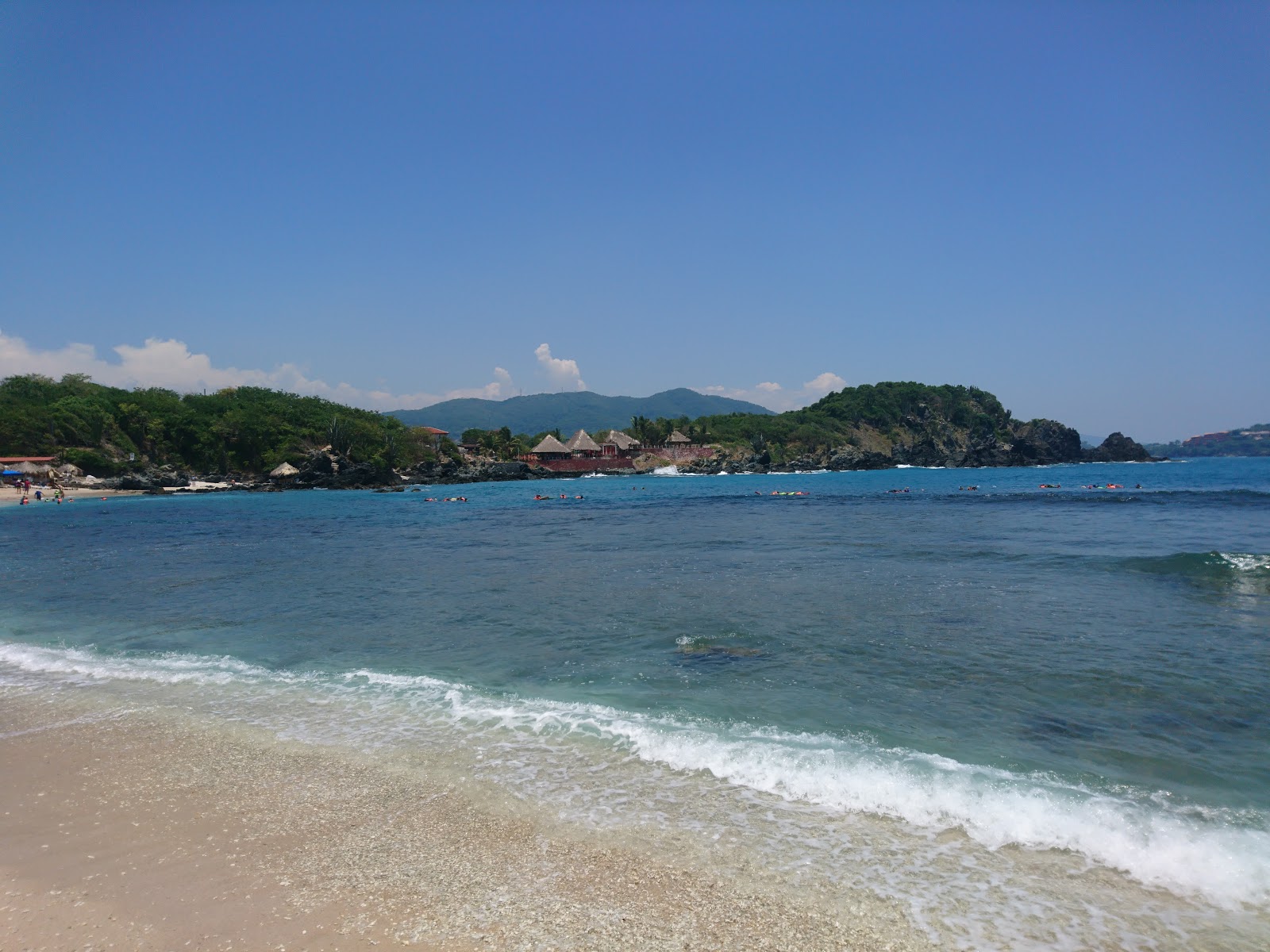 Fotografie cu Playa Coral cu nivelul de curățenie înalt