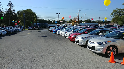 Hyundai Dealer «Apple Valley Hyundai», reviews and photos, 2934 Valley Ave, Winchester, VA 22601, USA