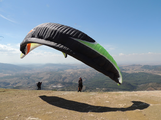 High Sierras, Paragliding Guides, Spain Algodonales, Accommodation, BHPA Pilot Development school en Algodonales, Cádiz