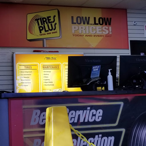 Tire Shop «Tires Plus», reviews and photos, 2520 E Main St, Plainfield, IN 46168, USA