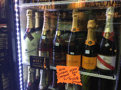 Supermarket «City Market Detroit», reviews and photos, 575 Brush St, Detroit, MI 48226, USA