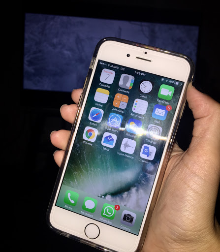 Electronics Store «I-Town Store», reviews and photos, 217 SE 1st St, Miami, FL 33131, USA