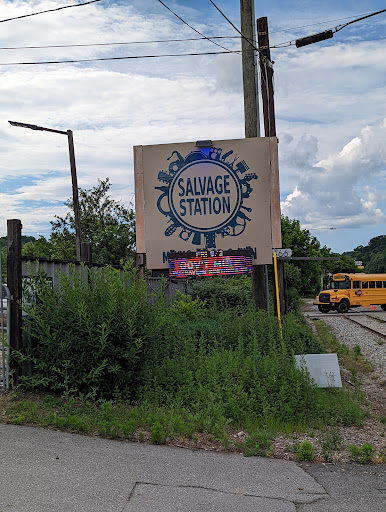 Restaurant «Salvage Station», reviews and photos, 468 Riverside Dr, Asheville, NC 28801, USA