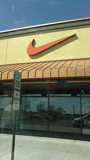 Shopping Mall «Albertville Premium Outlets», reviews and photos, 6415 Labeaux Ave NE, Albertville, MN 55301, USA