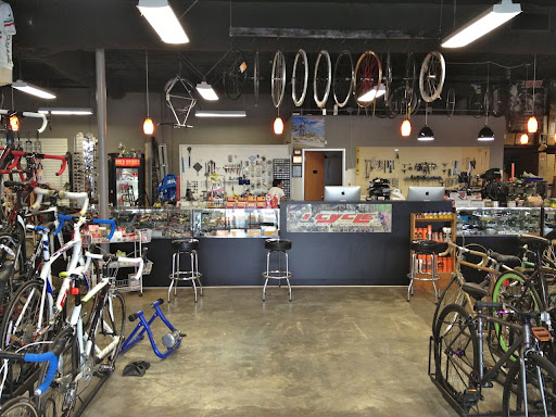 Bicycle Store «I Cycle Bike Shop», reviews and photos, 2040 E T C Jester Blvd, Houston, TX 77008, USA