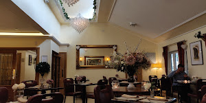 Carriages Bar & Restaurant