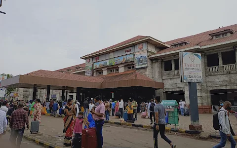 Pune Junction railway station image