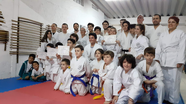 Opiniones de Asociación de Karate y Kobudo del Uruguay en Paso Carrasco - Asociación