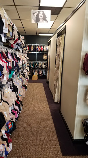 Lingerie store Independence